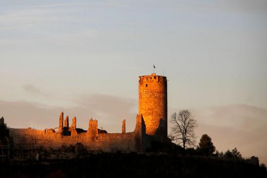 Burg Waxenberg